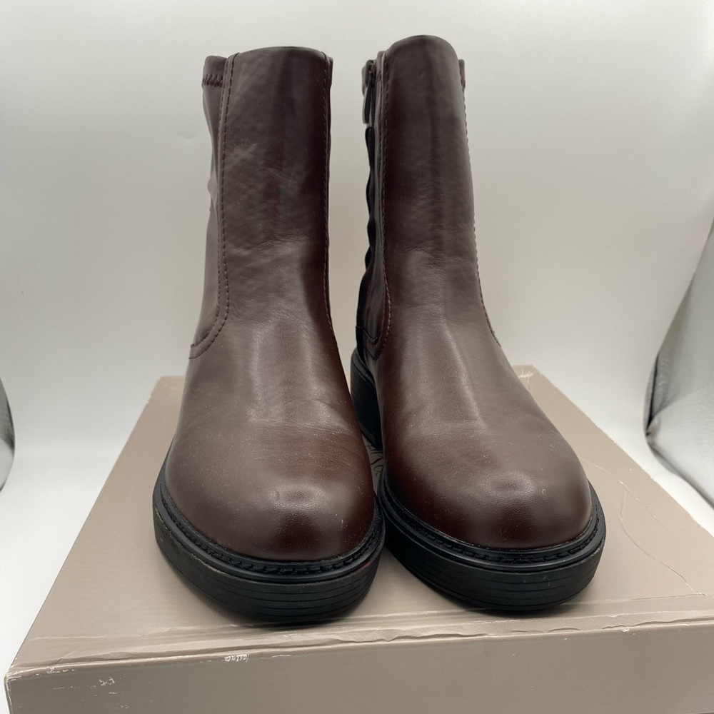 Franco Sarto brown lug boots. Sz 9.5.
